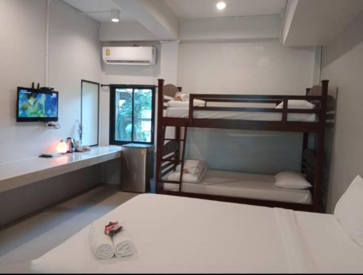 Pugdee Hotel Lang Suan 外观 照片