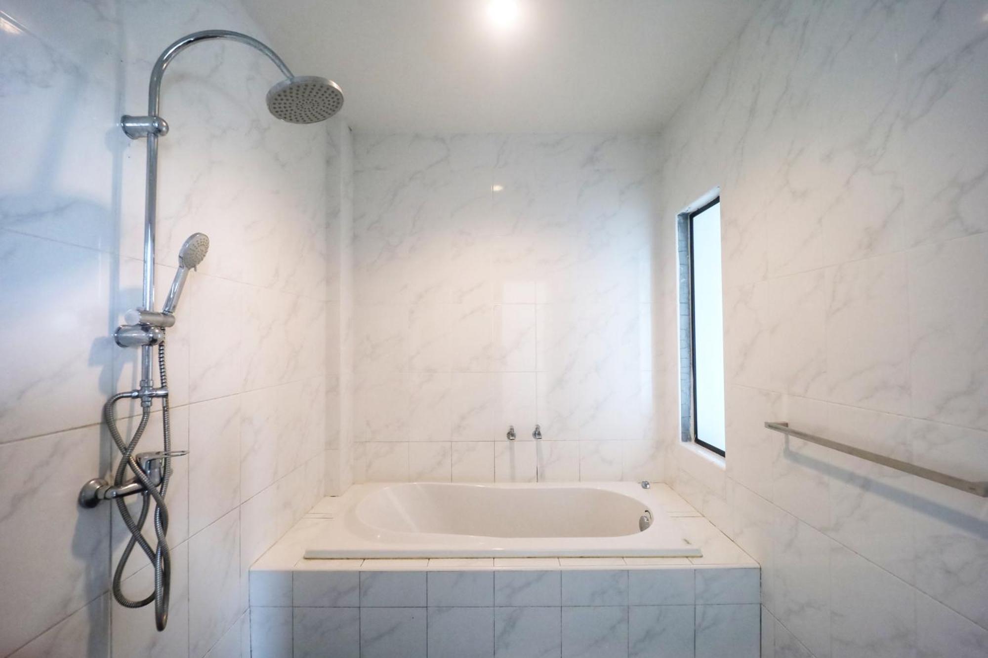 Pugdee Hotel Lang Suan 客房 照片
